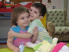 Астахов: 80 процентов детей без попечения родителей - социальные сироты - Российская газета
